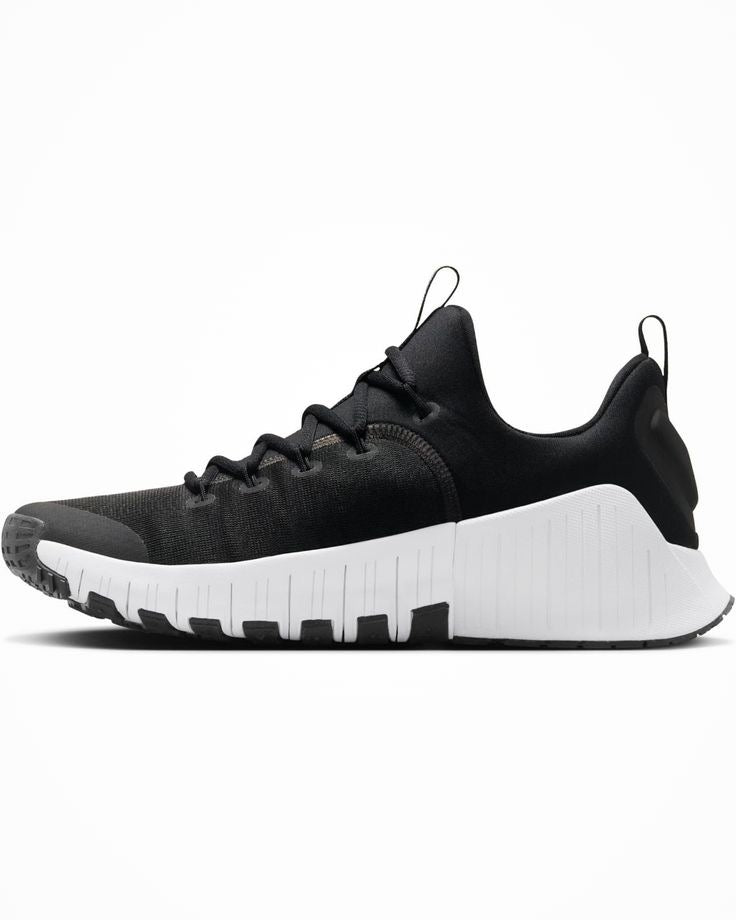 NIKE FREE MECTON/WOMEN/TRACK/SNEAKERS